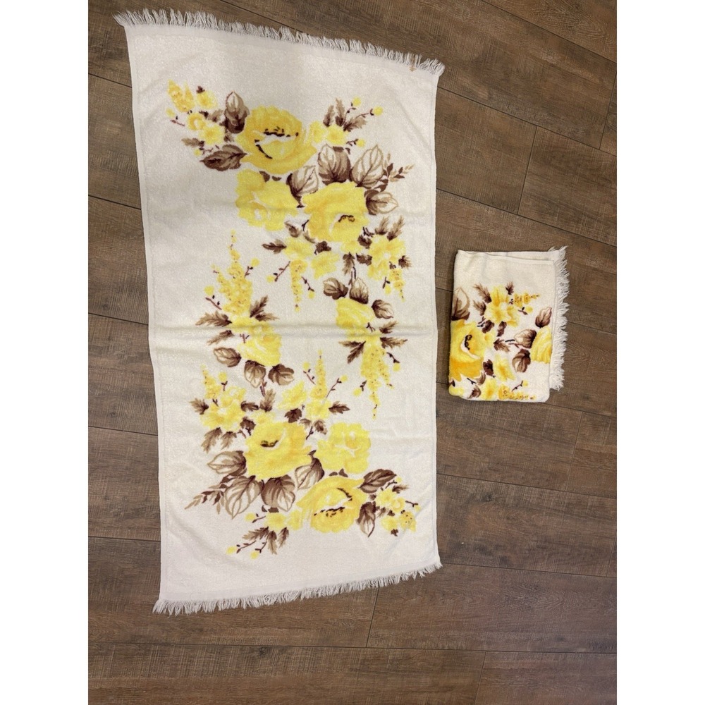 Bath Towels MCM Yellow Floral set‎ of 2 by Cone
